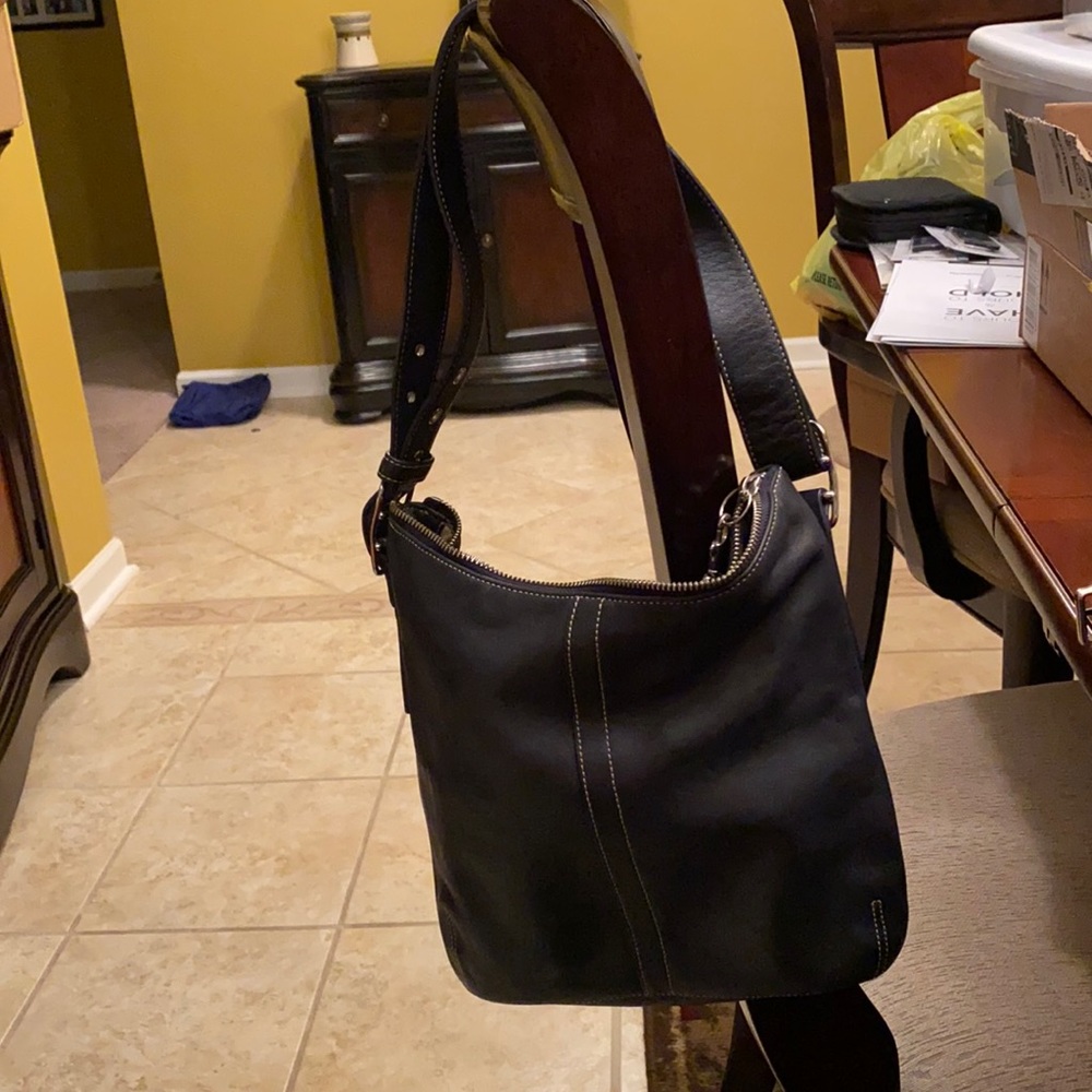 Dark blue Coach bag (N) - Picture 1 of 5